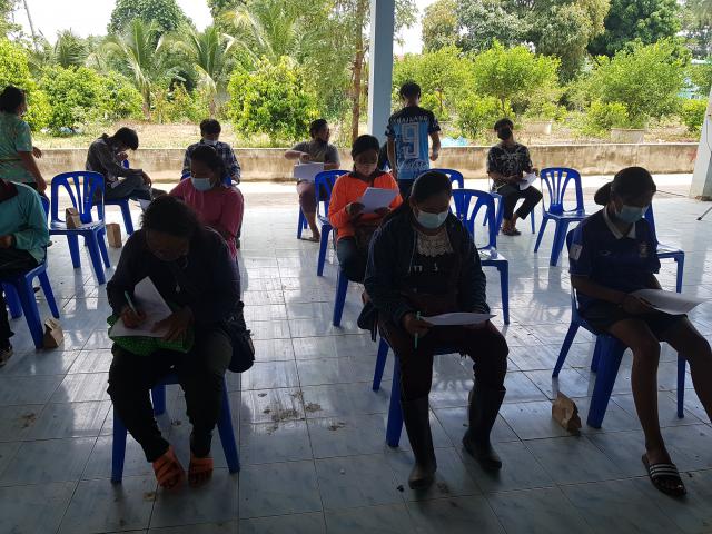 4. อบรมเชิงปฏิบัติการเพิ่มศักยภาพการปลูกพืชหมุนเวียนของเกษตรกร วันที่ 4 มิถุนายน 2564 ณ หมู่ 10 บ้านประจำรักษ์ ต.วังหิน อ.เมืองตาก จ.ตาก